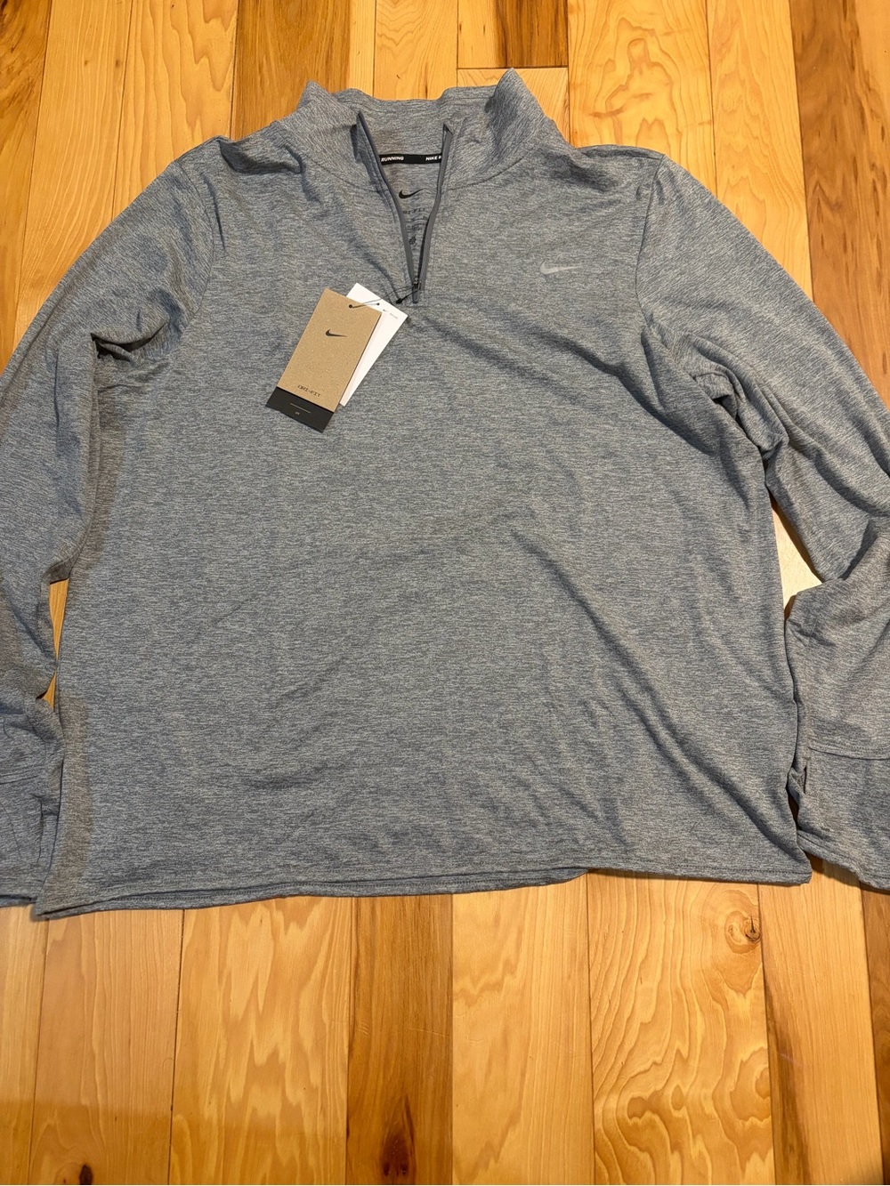 Nike Women’s Heather Gray Long-Sleeve Quarter-Zip Top
